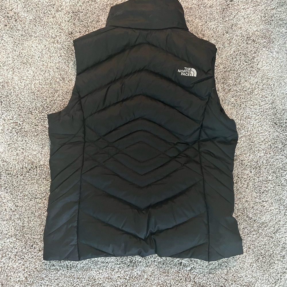 Black North Face vest